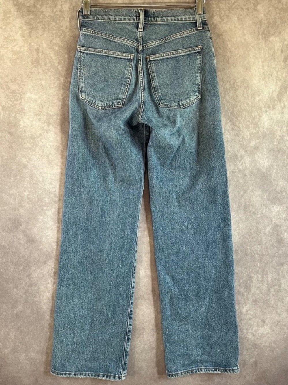 Agolde Harper Straight Leg Jeans in Medium Blue Wash - Picture 2 of 8